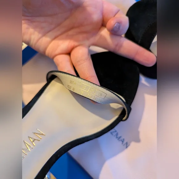 Stuart Weitzman Black Suede Women's Heels Size 7 - Picture 7 of 9